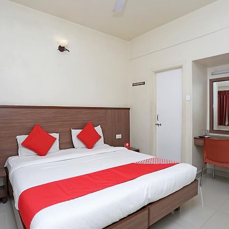 Oyo 4104 Surya Villa Pune Exterior foto