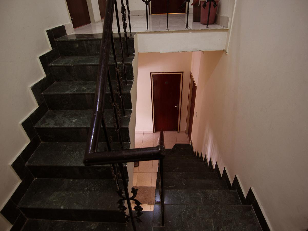 Oyo 4104 Surya Villa Pune Exterior foto