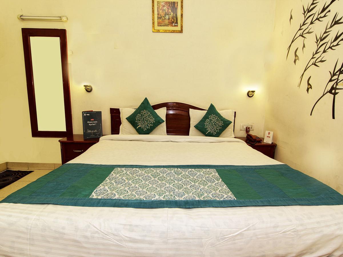 Oyo 4104 Surya Villa Pune Exterior foto