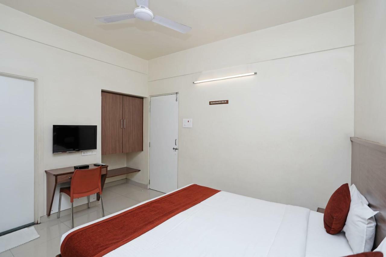 Oyo 4104 Surya Villa Pune Exterior foto