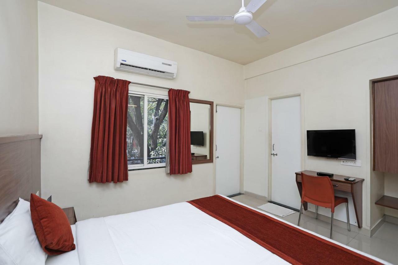 Oyo 4104 Surya Villa Pune Exterior foto