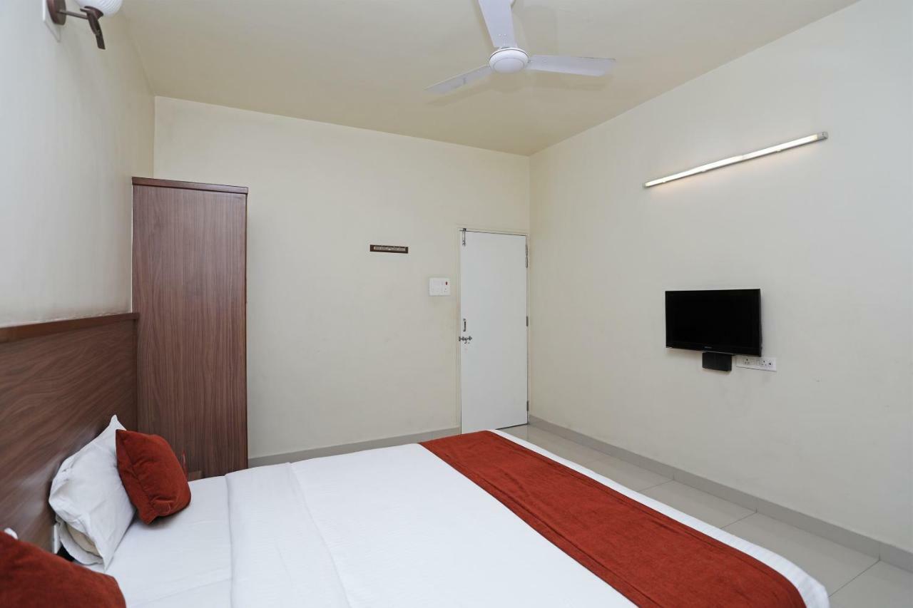 Oyo 4104 Surya Villa Pune Exterior foto
